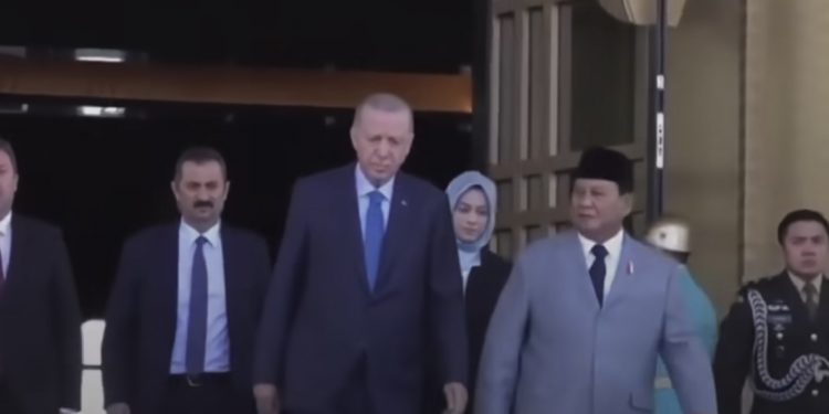 Prabowo Subianto, Presiden RI Terpilih, Menolak Diantar ke Mobil oleh Presiden Turki Erdogan