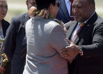 Prabowo Subianto Lanjutkan Kunjungan Diplomatik ke Papua Nugini, Disambut Hangat PM James Marape