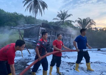 Terbakar Diduga Gudang Penimbunan BBM Bersubsidi di Kogem Kelurahan Kotapinang