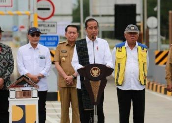 Jokowi Resmikan Tol Sinaksak Simalungun, Kini Ke Danau Toba dari Medan Hanya 2,5 Jam!