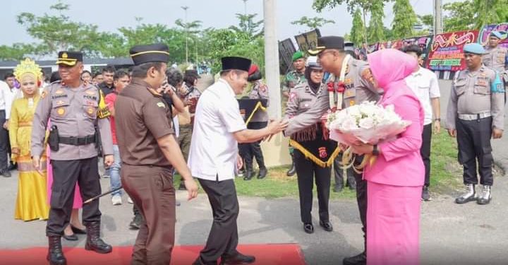 Wabup Labusel Hadiri Acara Pisah Sambut Kapolres