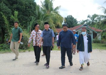 Cabup Labusel, H. M. Gandhi Faisal Siregar Bersama Gus Raden Arya Pradana Silaturahmi dengan Tokoh NU