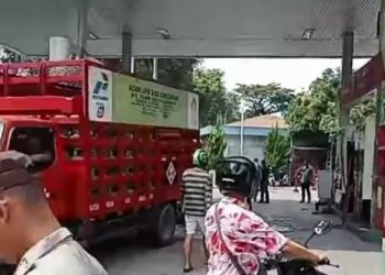 SPBU 14 211 207 Jalan Sangnawaluh Simpang Sambo Di Segel, Karna BBM Nya Mengandung Air