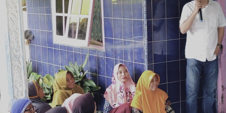 Calon Bupati Labusel Muhammad Gandhi Faisal Siregar Bentuk Tim *Bunda Gegana* di Teluk Panji