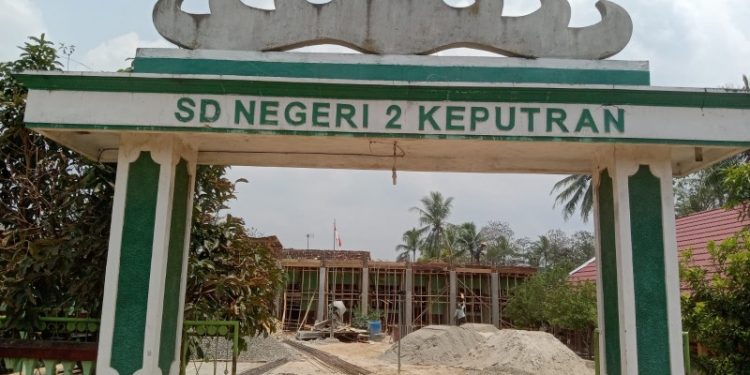 Kepala Sekolah SDN 2 Kaputran Kecamatan Sukoharjo Indahkan Teguran dari Kejaksaan