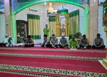 Kapolres Labusel Safari Subuh Bersama DMI Labusel Di Masjid Al Mustafa Kotapinang