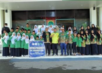 Pjs.Bupati Labura Melepasan Kontingen PORSADIN (Pekan Olahraga dan Seni Antar Diniyah)