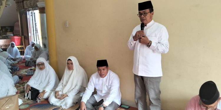 Cawabup Drs.H.Naga Parlaungan Lubis Hadiri di Pengajian Al Jamiatul Amaliyah Al-Haj Kotapinang