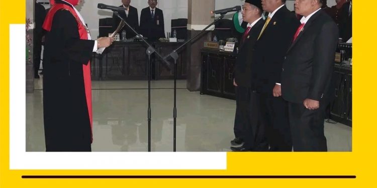 Pj.Bupati Paluta Diwakili Pj. Sekda Paluta Hadiri Rapat Paripurna DPRD Padang Lawas Utara