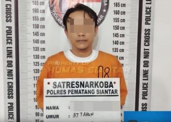 Pengedar Narkoba Di Tangkap Sat Resnarkoba Kota Pematangsiantar Saat Berada Di Pinggir Jalan