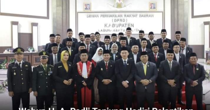 Wabup H.A.padli Tanjung Hadiri Pelantikan Pimpinan DPRD Labusel Periode 2024-2029