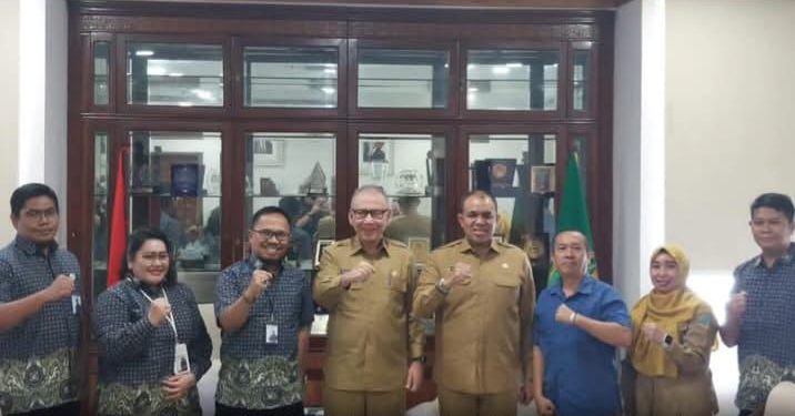 Masyarakat Labusel Menerima BPJS Kesehatan Gratis Anggaran APBD Provinsi Sumatera Utara sebanyak 21.281 Jiwa