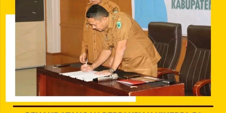 Pemkab Paluta Laksanakan Penandatanganan Perjanjian Kinerja Tahun 2025