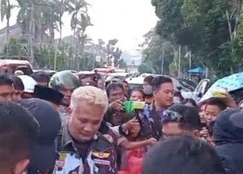 Ikatan Pemuda Karya Kota Pematangsiantar Manfaatkan Moment Bulan Ramadhan Dengan Berbagi Takjil Kepada Masyarakat