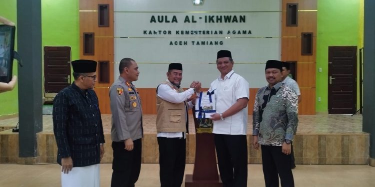 Bupati Aceh Tamiang Hadiri Pembukaan Bimbingan Manasik Haji Tingkat Kecamatan Tahun 1446 H/2025 M