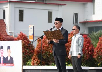 Bupati Tapsel Jadi Irup Pada Peringatan Hari Pendidikan Nasional Tahun 2025