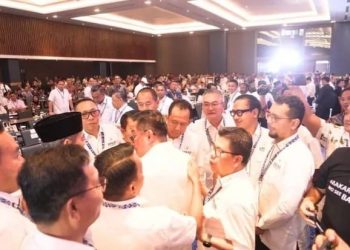 . Bupati Labusel Fery Sahputra Simatupang Ucapkan Selamat kepada Bursah Zarnubi Terpilih  Ketua Umum APKASI 2025–2030