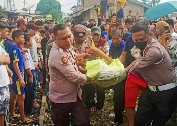 Seorang Pengendara Sepeda Motor Tewas Digilas Kereta Api Di Jalan Tongkol