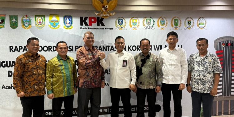 Bupati Aceh Tamiang Resmi Menandatangani Komitmen Bersama Percepatan Pemberantasan Koropsi Tingkat Daerah