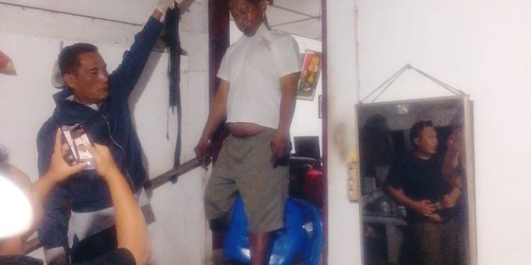 Diduga Stres, Elman Simanjuntak Akhiri Hidupnya Dengan Gantung Diri Didalam Rumah