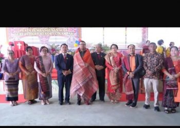 . Bupati Labusel Hadiri Pesta Pembangunan Aula Gereja HKBP Cikampak