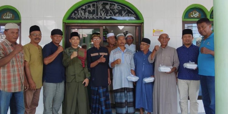 Cerita Siantar Dulu (CSD) Laksanakan Jumat Barokah di Masjid Rahmat Jalan Singosari Pematangsiantar