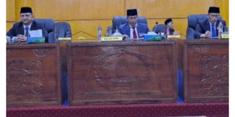 Bupati Aceh Tamiang Tanda Tangani Nota Kesepakatan Dengan DPRK Aceh Tamiang Terhadap Rancangan Qanun RPJMD Tahun 2025 – 2029