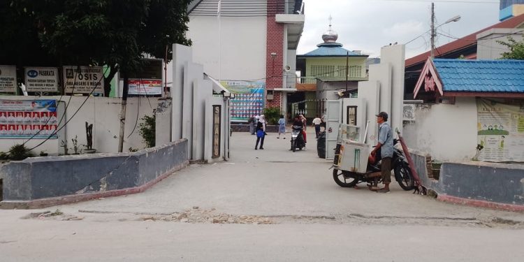 SPP Rp.150 Ribu di SMA Negeri 8 Medan: Sumbangan Sukarela atau Pungutan Terselubung