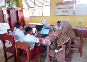 Kontradiksi Chromebook: Bantuan Miliaran untuk Sekolah di Langkat, Rusak Massal dan Dipinjamkan ke Guru