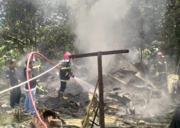 Rumah Lansia di Martoba Ludes Terbakar, Eksekusi Pemadaman Terkendala Jalan Sempit