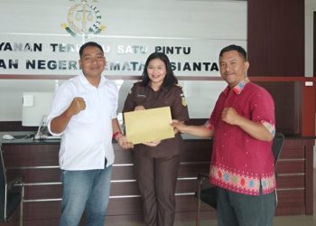 KPKM-RI Laporkan Dugaan Penyalahgunaan Dana BOSP SMA Negeri 1 Kota Pematangsiantar ke Kejari