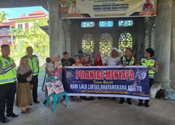 Sat Lantas Polres Kota Pematangsiantar Gelar Program “Polantas Menyapa Go To Pesantren” di Ponpes Modern Terpadu Darul Ihsan
