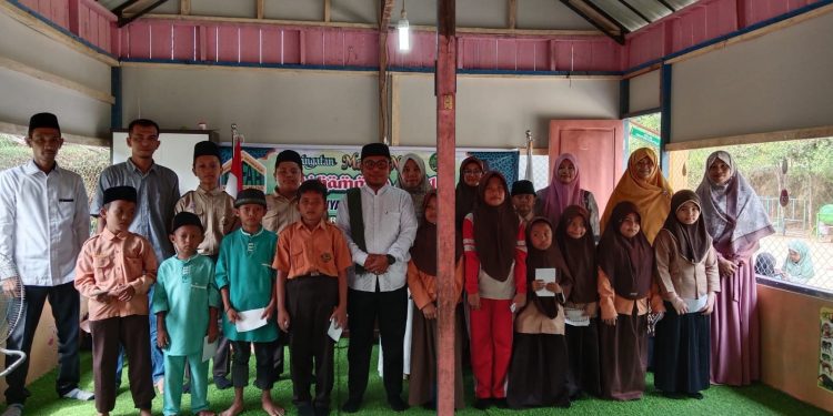 TK IT Refah Memperingati Maulid Nabi Muhammad SAW 1447H/2025M dan Penyantunan Anak Yatim