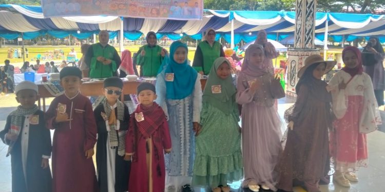 Fashion Show Islami Meriahkan Hari Keenam Festival Anak Soleh XIII di Pematangsiantar