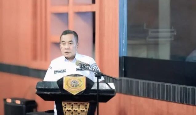 Wabup Labusel Pimpin Rapat Tim Pembentukan Desa