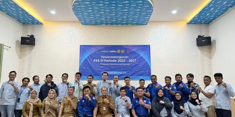 Arif Sitanggang Ketua FSP KEP SPSI Siantar – Simalungun, Apresiasi Telah Berlangsung PKB ke III PUK PT.UOI SP KEP SPSI Dengan PT.UNILEVER OLEOCHEMICALS INDONESIA.