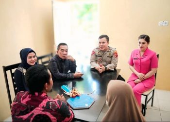Wakil Bupati dan Kapolres Labusel Wujudkan Rumah Layak Huni di Desa Aek Batu