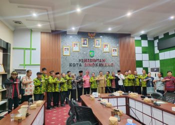 Jalin Silaturahmi, FKUB Ketapang Lakukan Kunjungan ke FKUB Singkawang