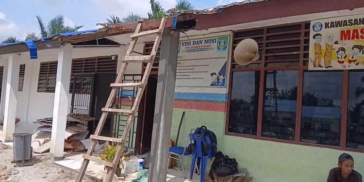 Pendataan Rumah Rusak Akibat Banjir Paling Lambat 15 Januari 2026