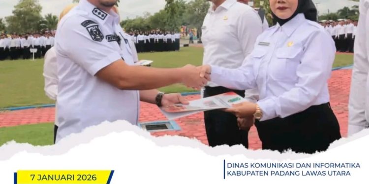 Pemkab Paluta Serahkan Sebanyak 3.390 SK Pengangkatan Pegawai P3K Paruh Waktu