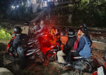 Diduga Intimidasi Debitur, Belasan Orang Mengaku dari MEKAR Datangi Rumah Debitur di Kelurahan Sumber Jaya