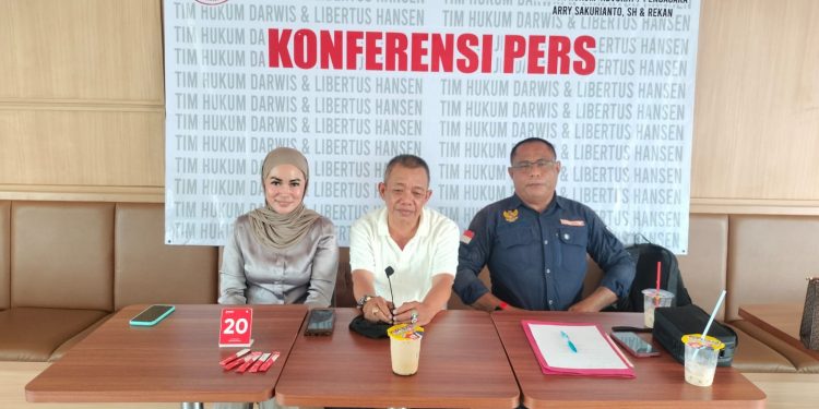 GUGATAN SENGKETA LAHAN DI SINGKAWANG MASUK PTUN, TIM KUASA HUKUM GELAR KONFERENSI PERS