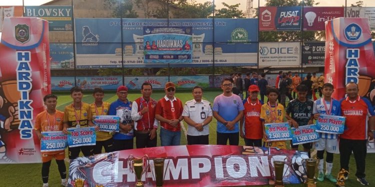 Penutupan Gebyar Hardiknas Singkawang 2026 Meriah ,Asmadi : bangun karakter lewat olahraga