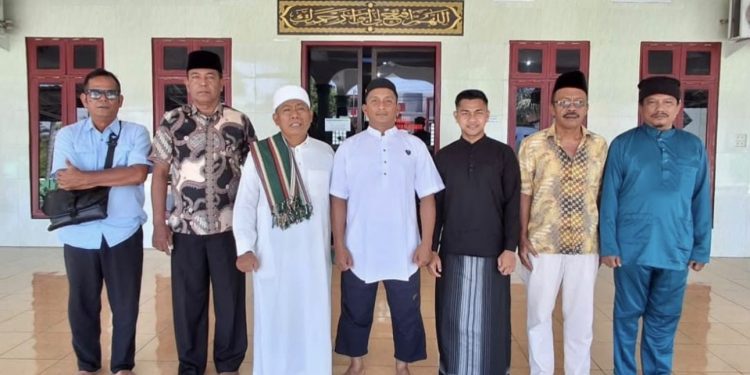 Cerita Siantar Dulu (CSD) Laksanakan Jumat Barokah di Masjid Al-Huda, Bagikan Nasi Kotak kepada Jemaah Usai Salat Jumat