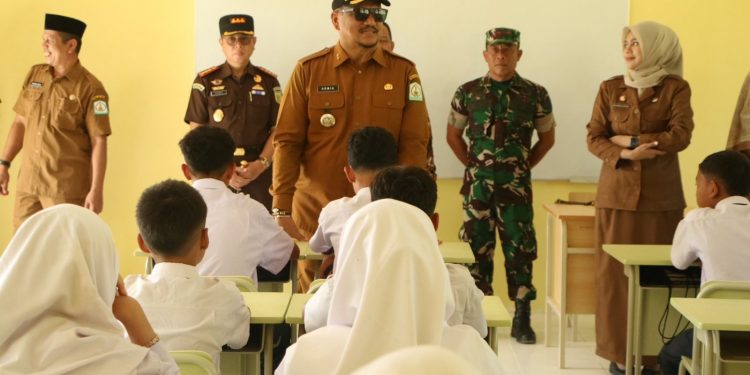 Pemkab Aceh Tamiang Bergerak Serentak Mengawal Hari Pertama MPLS Tahun Ajaran 2026/2027