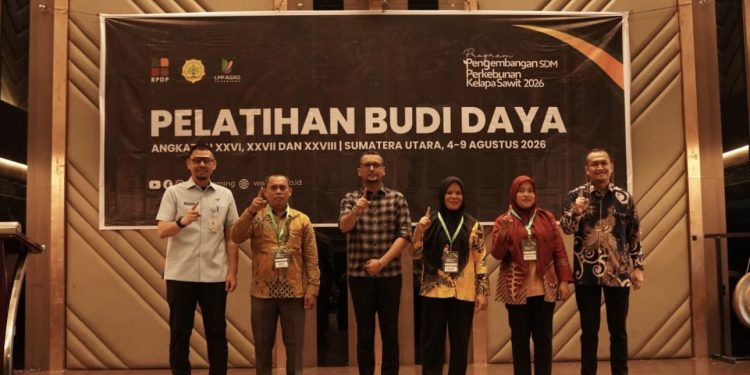 Bupati Labusel Buka Pelatihan Budidaya Kelapa Sawit, Dorong Pekebun Semakin Modern