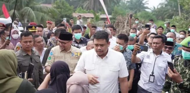 Gubernur SUMUT Bobby Nasution dan Bupati Labusel Fery Meninjau Jalan Rintis–Ulumahuam,Kec.Silangkitang